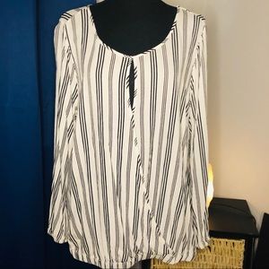 TORRID Striped Surplice Top Black/White Size 1X